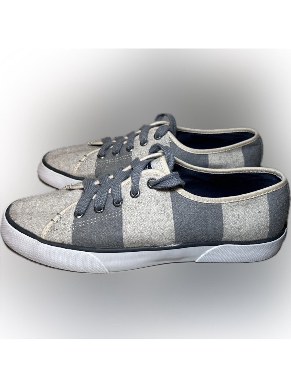 Women's Sperry Pier View Memory Foam Gray and Oat Striped Sneakers Size 7M